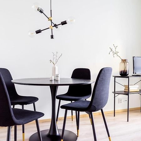 Appartement Juuri Valmistunut Yksio Rotuaarilla à Oulu Extérieur photo